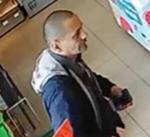 Poszukiwany przez policję